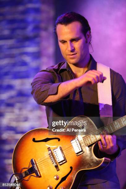 Guitarist Eben Pariser and Red Molly perform at City Winery on September 24, 2017 in New York City.