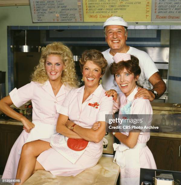 Cbs Alice 53 Linda Lavin Alice Stock Photos, High-Res Pictures, and Images ...