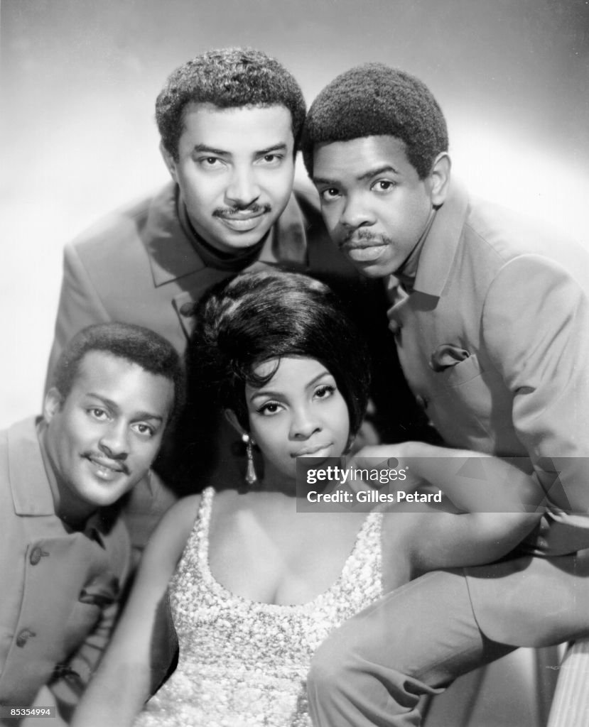 Photo of Gladys KNIGHT & The Pips; Edward Patten, William Guest