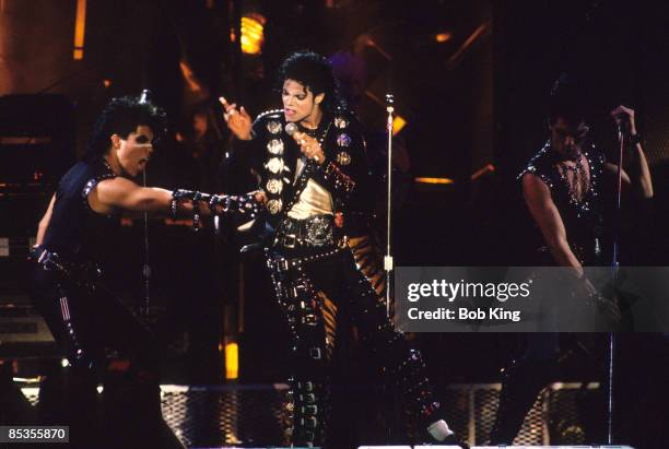 Mj Singer Michael Jackson Sings Photos and Premium High Res Pictures - Getty Images