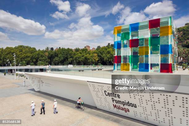 centro pompidou, málaga - costa del sol - fotografias e filmes do acervo