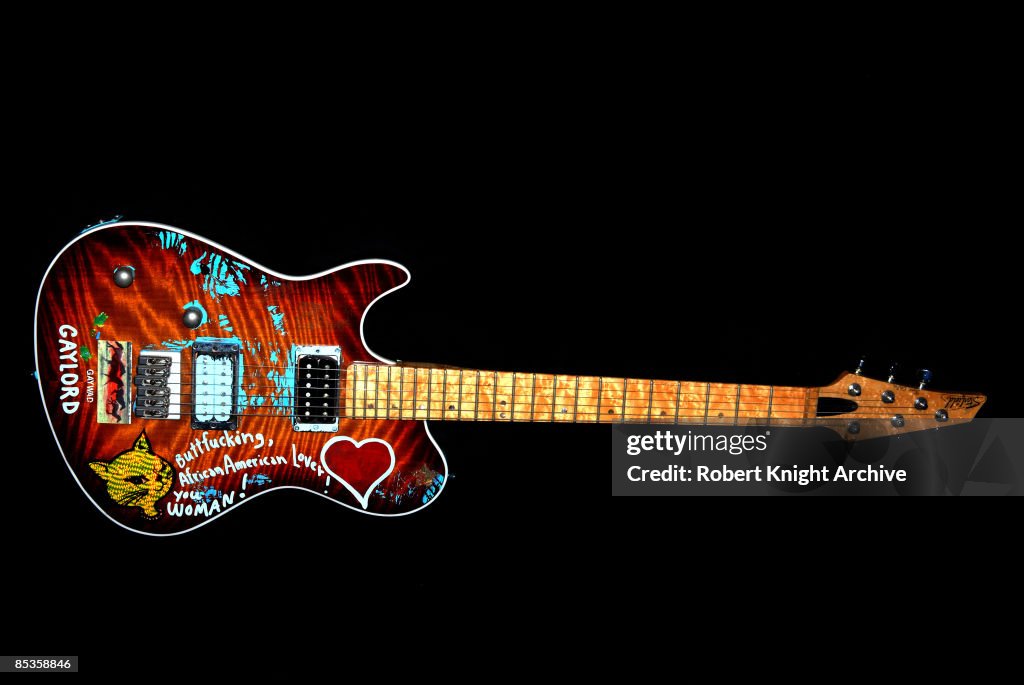 Photo of GUITAR and INSTRUMENTS and Kurt COBAIN and ELECTRIC GUITARS