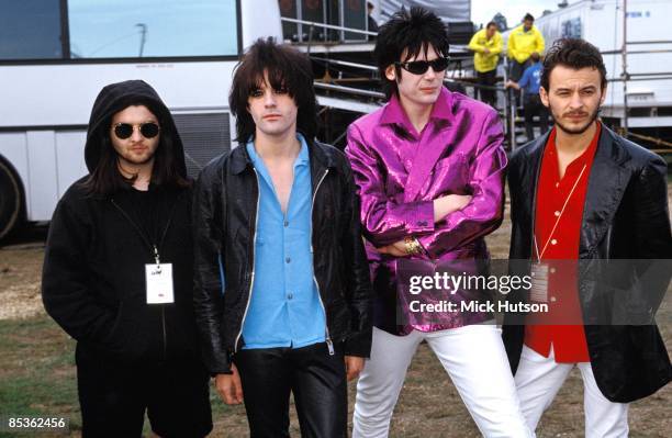 Photo of Nicky WIRE and Richey EDWARDS and MANIC STREET PREACHERS and Sean MOORE and James Dean BRADFIELD, L-R: Sean Moore, Richey Edwards, Nicky...