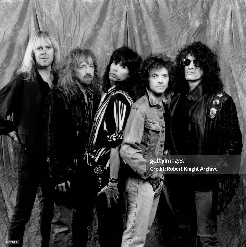 Photo of AEROSMITH and Tom HAMILTON and Steven TYLER and Joey KRAMER and Joe PERRY and Brad WHITFORD