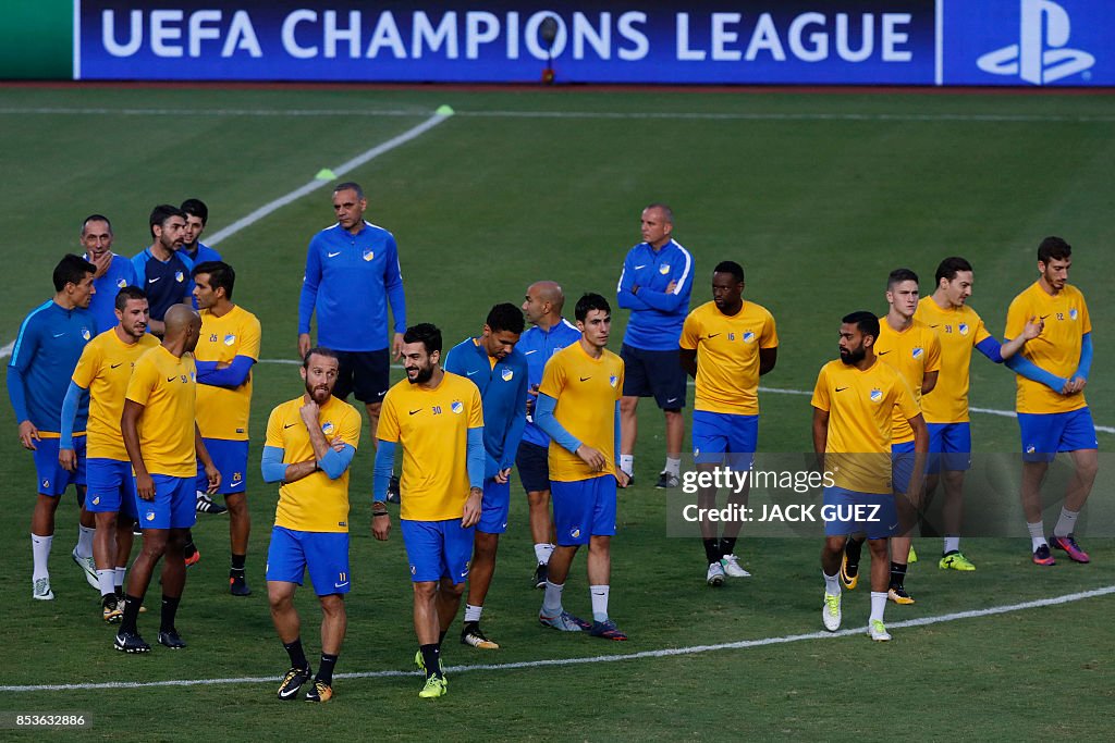 FBL-EUR-C1-APOEL-TOTTENHAM-Foot-PG