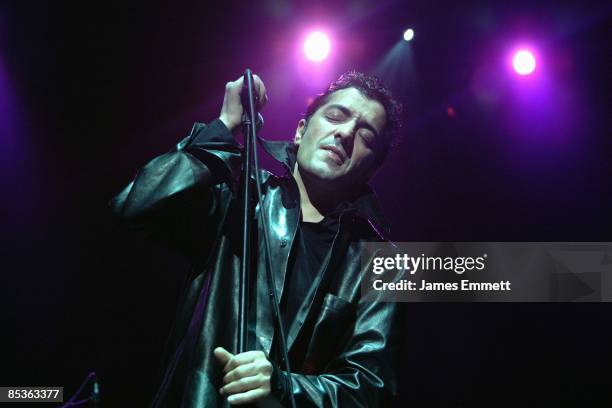 Taha Rasheed 503 Rachid Taha Photos & High Res Pictures - Getty Images