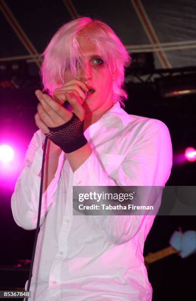 Photo of Pink Grease @ Reading Festival - 27/08/04, Pink Grease @ Reading Festival - 27/08/04