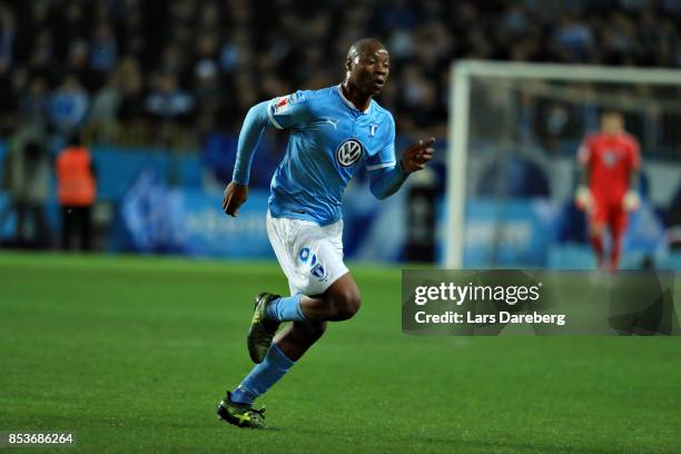 Carlos Strandberg of Malmo FF during the Allsvenskan match between Malmo FF and IF Elfsborg at Swedbank Stadion on September 25, 2017 in Malmo,...