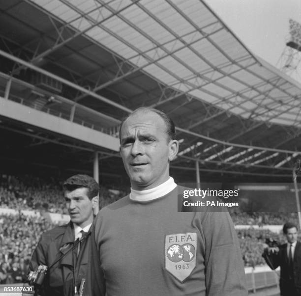 Spain's Alfredo Di Stefano the Argentinian-born centre-forward recently in England for the Rest of the World match at Wembley. Known as the 'White...
