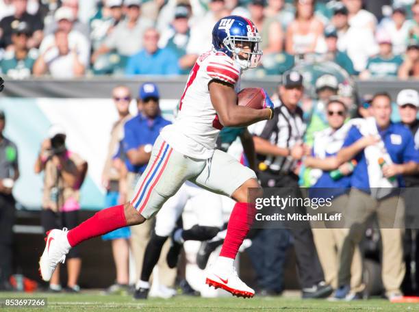 Sterling Shepard of the New York Giants catches a pass and runs for a touchdown in the fourth quarter against the Philadelphia Eagles at Lincoln...