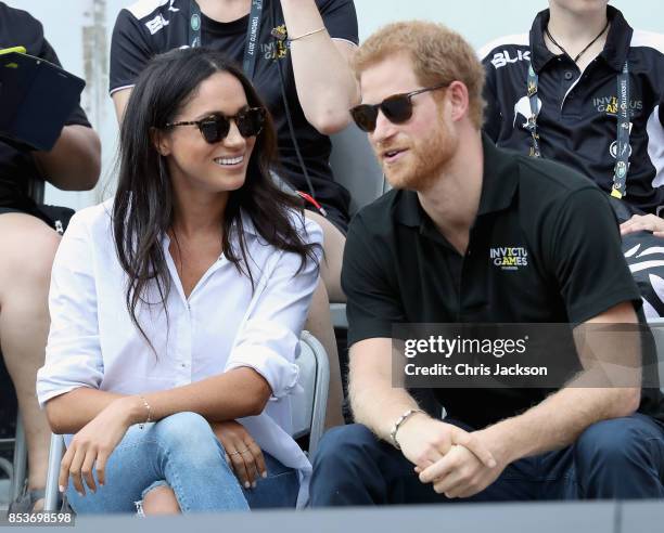 Prince Harry and Meghan Markle attend a Wheelchair Tennis match during the Invictus Games 2017 at Nathan Philips Square on September 25, 2017 in...