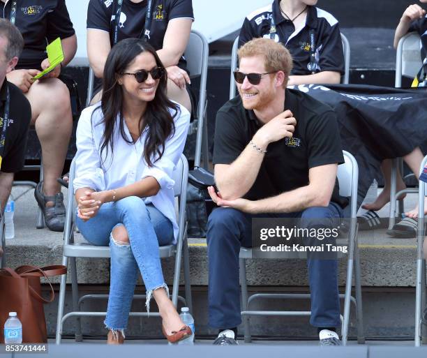 Meghan Markle and Prince Harry attend the Wheelchair Tennis on day 3 of the Invictus Games Toronto 2017 at Nathan Philips Square on September 25,...