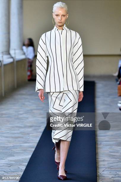 Model walks the runway at the Mila Schon Ready to Wear Spring/summer 2018 fashion show during Milan Fashion Week Spring/Summer 2018 on September 24,...