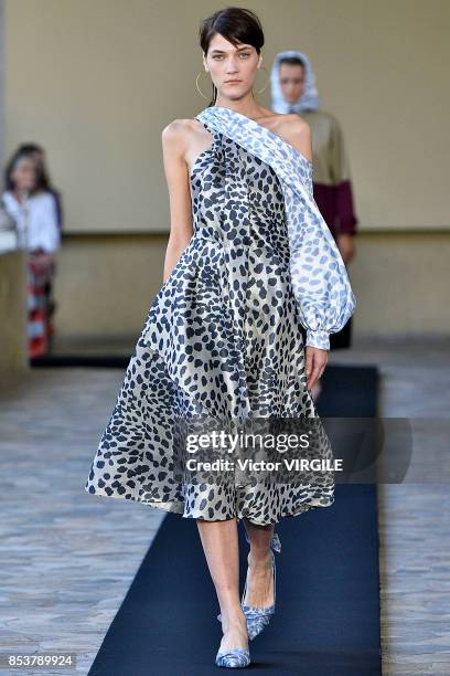 Model walks the runway at the Mila Schon Ready to Wear Spring/summer 2018 fashion show during Milan Fashion Week Spring/Summer 2018 on September 24,...