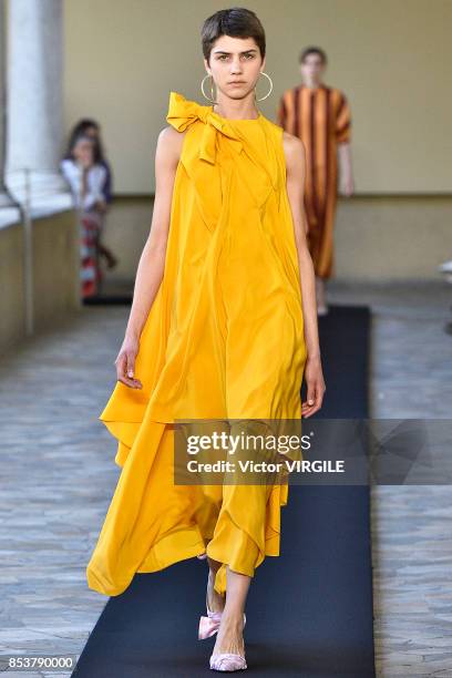 Model walks the runway at the Mila Schon Ready to Wear Spring/summer 2018 fashion show during Milan Fashion Week Spring/Summer 2018 on September 24,...