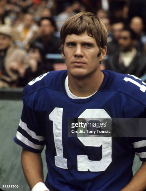 Dallas Cowboys wide receiver Lance Rentzel during a 42-10 loss to the Cleveland Browns on November 2 at Cleveland Municipal Stadium in Cleveland,...