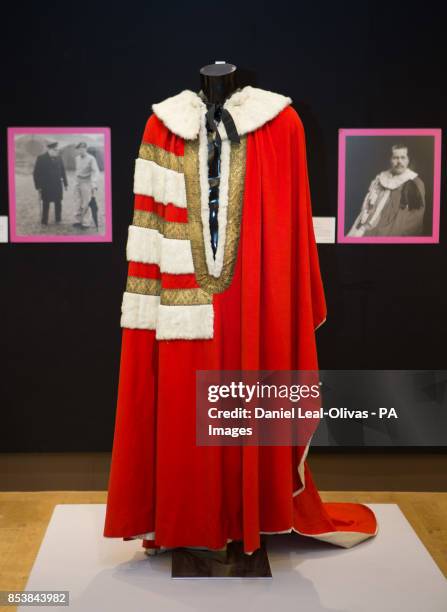 Famous Robe 84 Parliamentary Robe Stock Photos, High-Res Pictures, and Images ...
