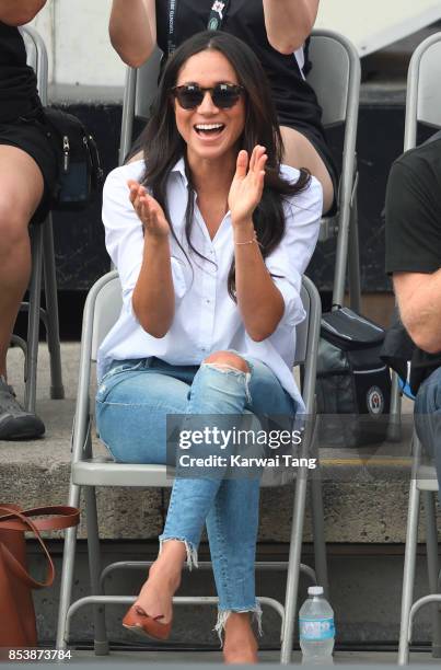 Meghan Markle attends the Wheelchair Tennis on day 3 of the Invictus Games Toronto 2017 at Nathan Philips Square on September 25, 2017 in Toronto,...