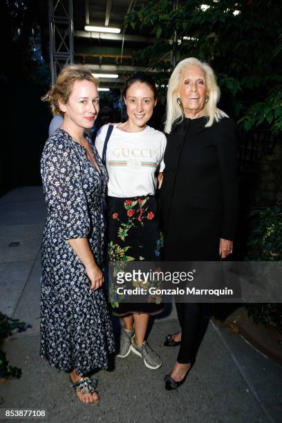 Serena Merriman, Chiara de Rege and Cynthia Frank attend the Creel and Gow hosts "Haute Bohemians" book signing with Miguel Flores-Vianna and Amy...