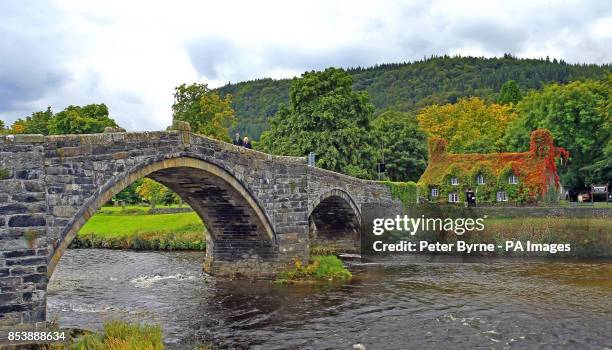 General view of Tu Hwnt ir Bont in Llanrwst, the cafe's roof is covered in Virginia creeper which has started to change from green to red, as the...