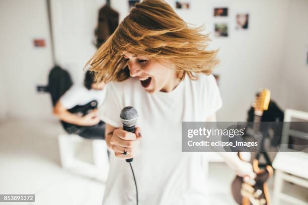 Tweet Singerhouse 55,507 Singer House Stock Photos, High-Res Pictures, and Images - Getty ...