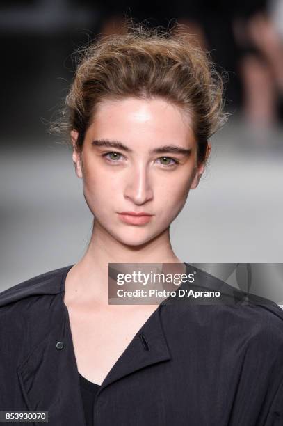 Model, beauty detail, walks the runway at the Ujoh show during Milan Fashion Week Spring/Summer 2018 on September 25, 2017 in Milan, Italy.