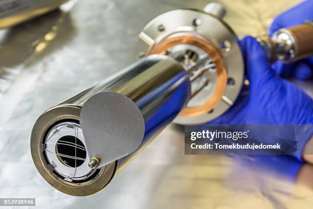 vakuum - vakuumkammer stock-fotos und bilder