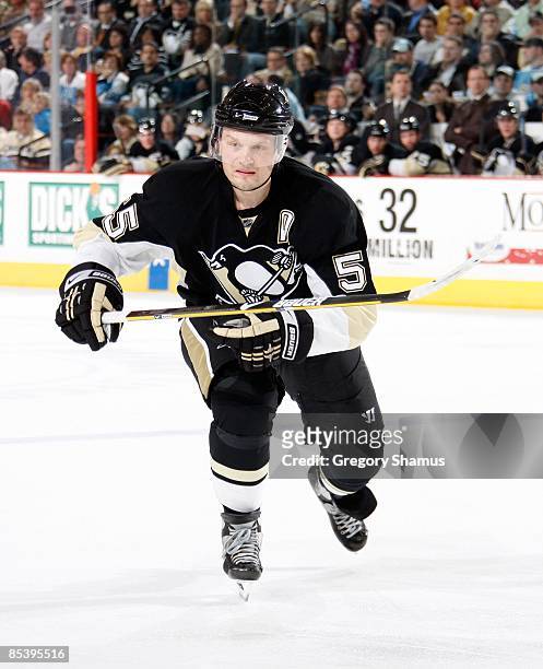 Sergei Gonchar of the Pittsburgh Penguins skates up ice against the Florida Panthers on March 10, 2009 at Mellon Arena in Pittsburgh, Pennsylvania.