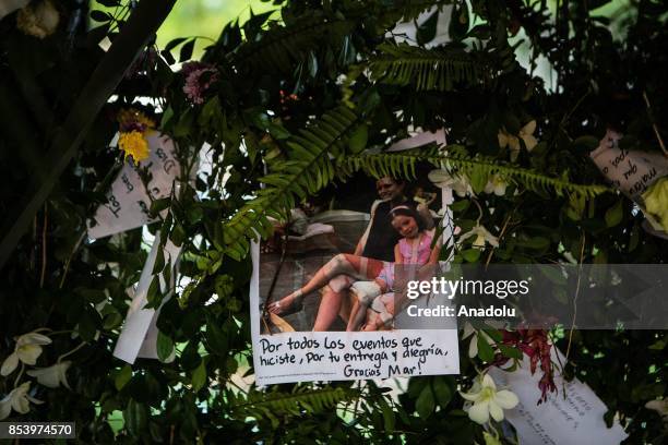 People leave flowers and tributes in memory of the victims of the earthquake that hit Mexico on 19 September , in Mexico City, Mexico, 25 September...