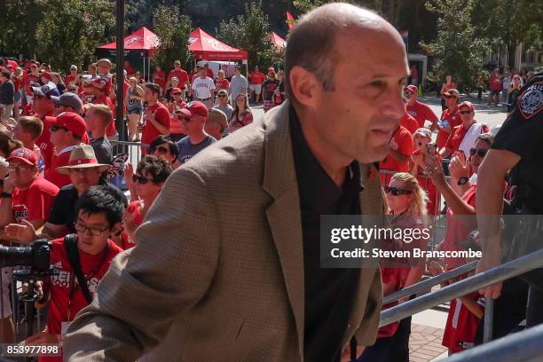 Head coach Mike Riley of the Nebraska Cornhuskers arrives a the stadium before the game against the Rutgers Scarlet Knights at Memorial Stadium on...