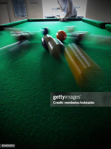 shot on pool - snooker break stock pictures, royalty-free photos & images