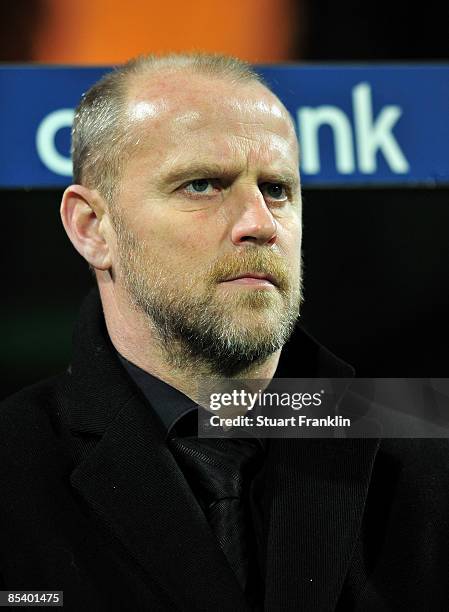 Thomas Schaaf, trainer of Bremen during the UEFA Cup Round of 16 first leg match between SV Werder Bremen and AS St Etienne at the Weser stadium on...