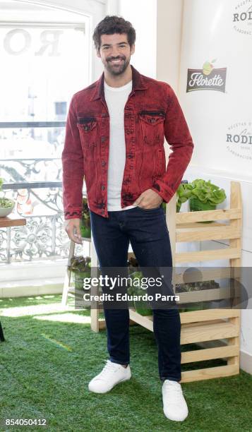 Actor Miguel Angel Munoz attends the Florette and Rodilla salads workshop at Rodilla store on September 26, 2017 in Madrid, Spain.