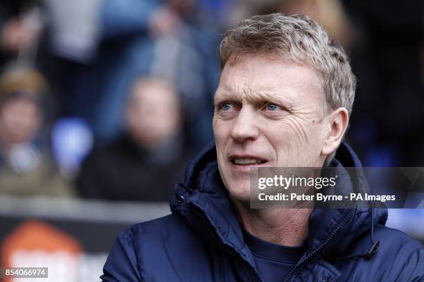 Everton manager David Moyes prior to kick-off