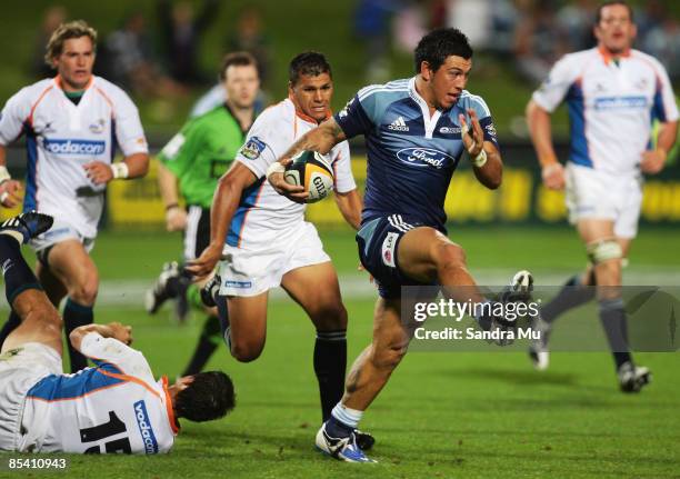 Rene Ranger of the Blues in action during the round five Super 14 match between the Blues and the Cheetahs at North Harbour Stadium on March 13, 2009...