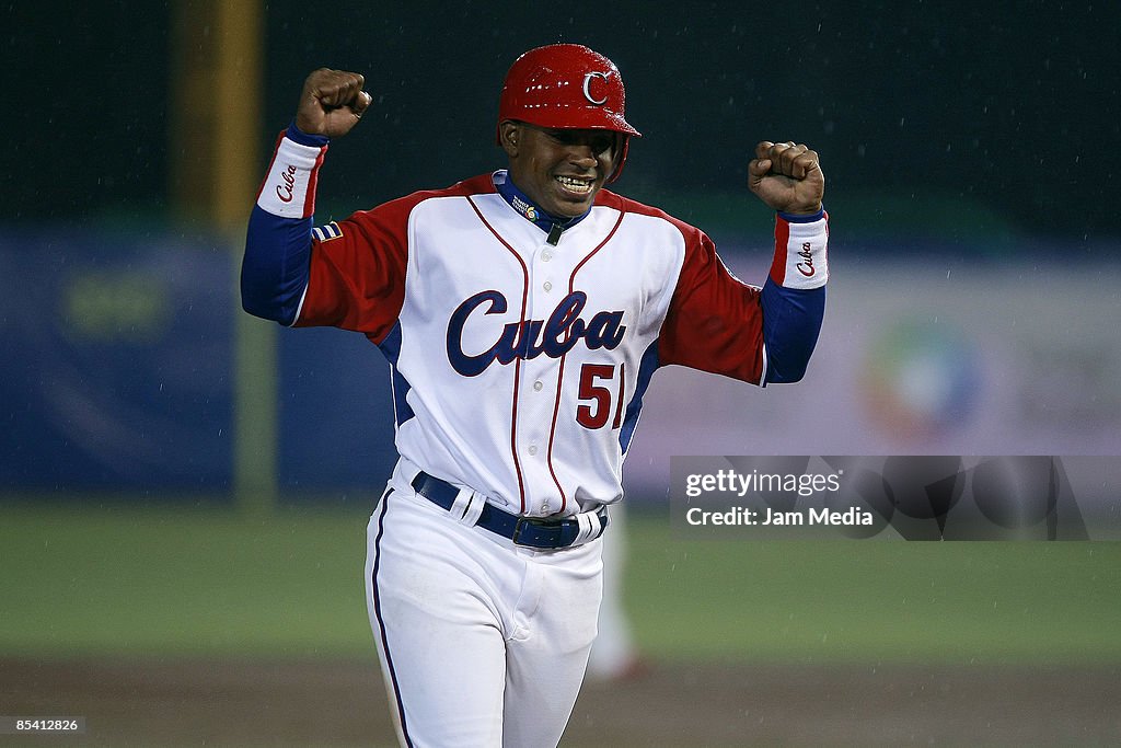 World Baseball Classic 2009 - Mexico v Cuba