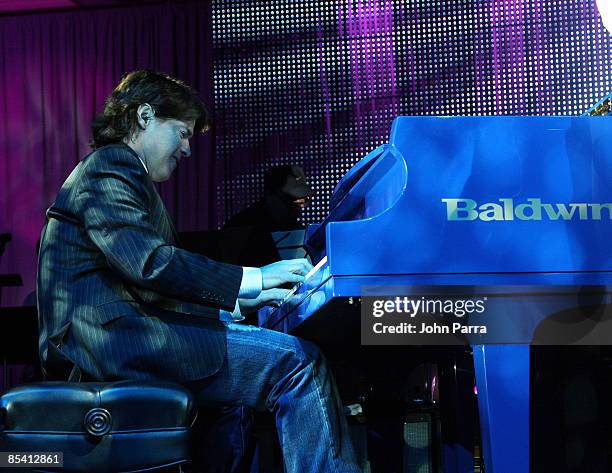 Arthur Hanlon and Anthony Federov performs at the 16th Annual BMI Latin Music Awards at Breakers Hotel on March 12, 2009 in Palm Beach, Florida.