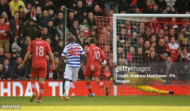 Southampton's Gaston Ramirez scores his side's first goal of the game