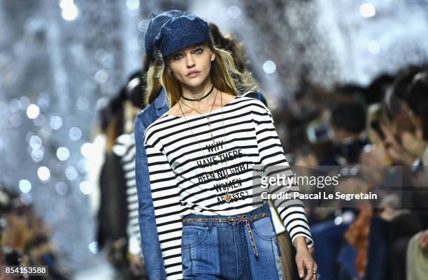 Models walk the runway during the Christian Dior show as part of the Paris Fashion Week Womenswear Spring/Summer 2018 on September 26, 2017 in Paris,...