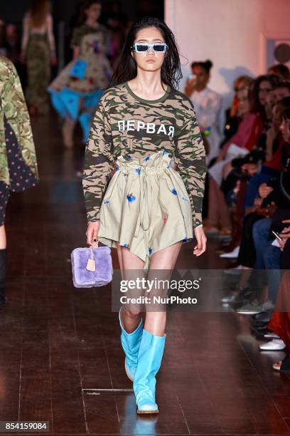 Model saunters down the runway in Natasha Zinko's SS18 collection on Sept 15th 2017 at 180 Strand in London, UK.