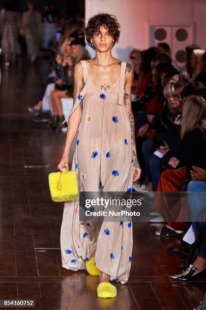 Model saunters down the runway in Natasha Zinko's SS18 collection on Sept 15th 2017 at 180 Strand in London, UK.