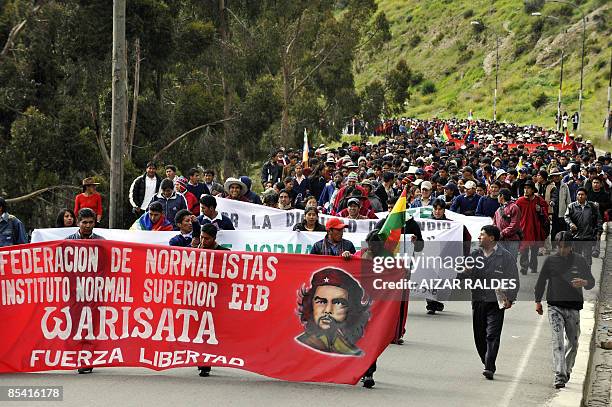 Aymara indigenous come down from El Alto to La Paz during celebrations of the native first "Grito Libertario" , in La Paz on March 13, 2009. In 1781...