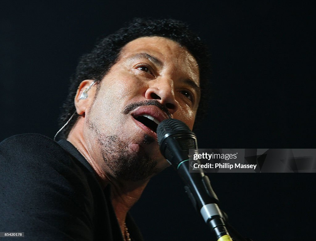 Lionel Richie Opens His European Tour In Dublin