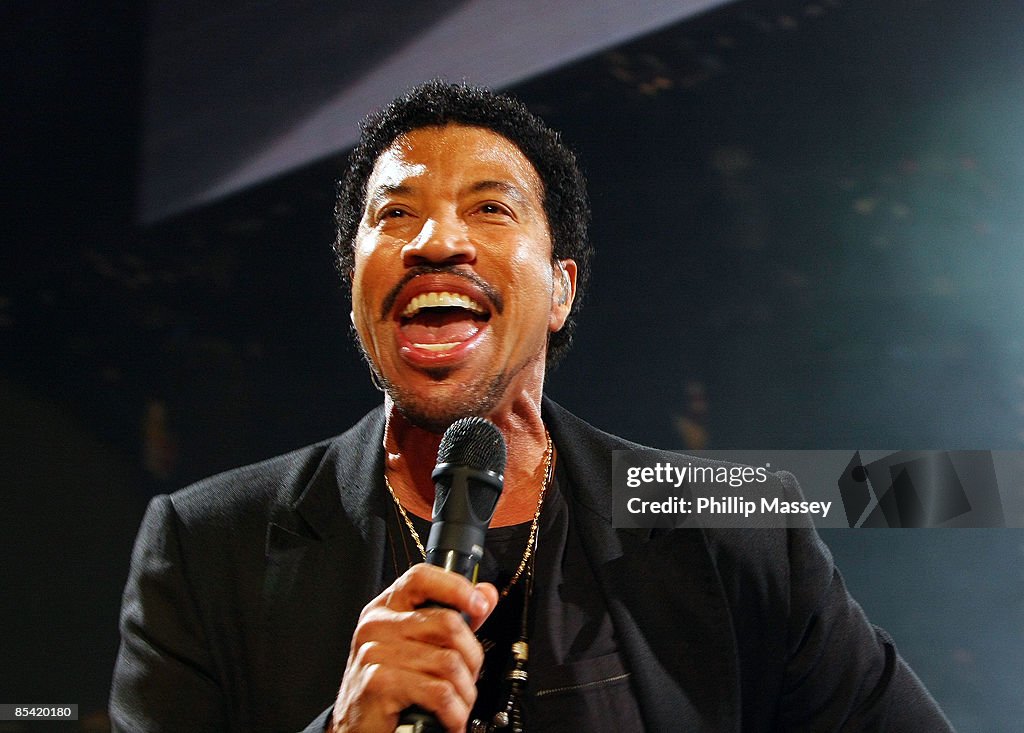 Lionel Richie Opens His European Tour In Dublin