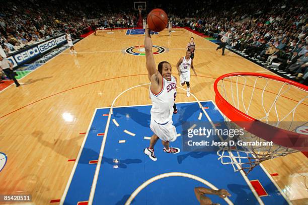 Andre Iguodala of the Philadelphia 76ers dunks against the Chicago Bulls during the game on March 13, 2009 at the Wachovia Spectrum in Philadelphia,...