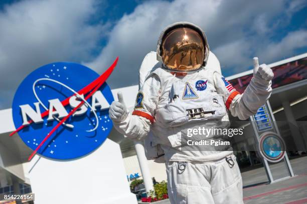 astronaut suit in cape canaveral florida usa - astronaut imagens e fotografias de stock