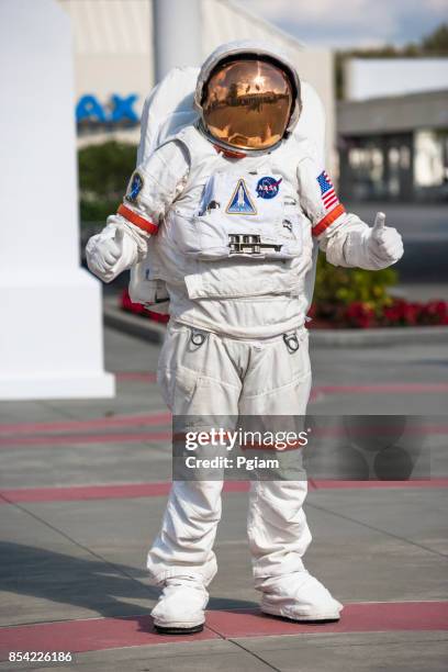 astronaut suit in cape canaveral florida usa - space suit stock pictures, royalty-free photos & images