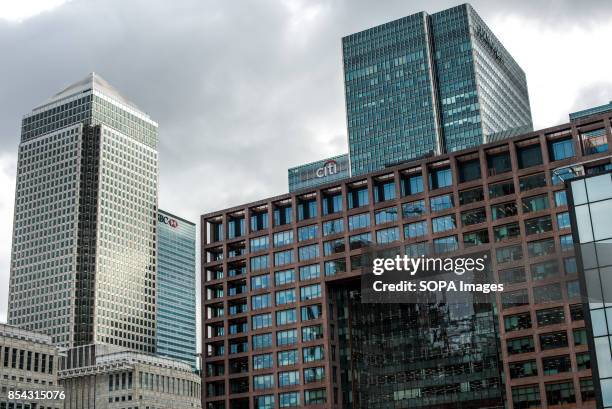 Canary Wharf Shopping Centre Photos and Premium High Res Pictures