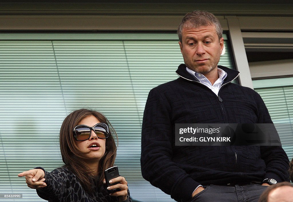 Chelsea's Owner Roman Abramovich (R) and