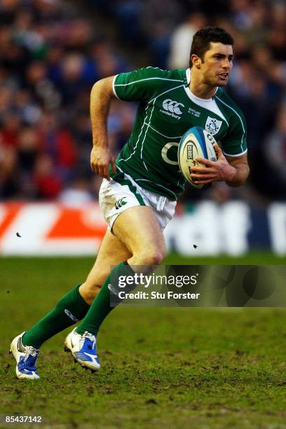 Robert Kearney of Ireland runs with the ball during the RBS Six Nations Championship match between Scotland and Ireland at Murrayfield Stadium on...
